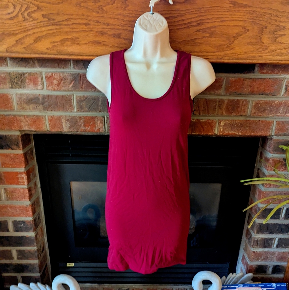 Women's Burgundy Fitted Tank Top Size One Size Fits Most